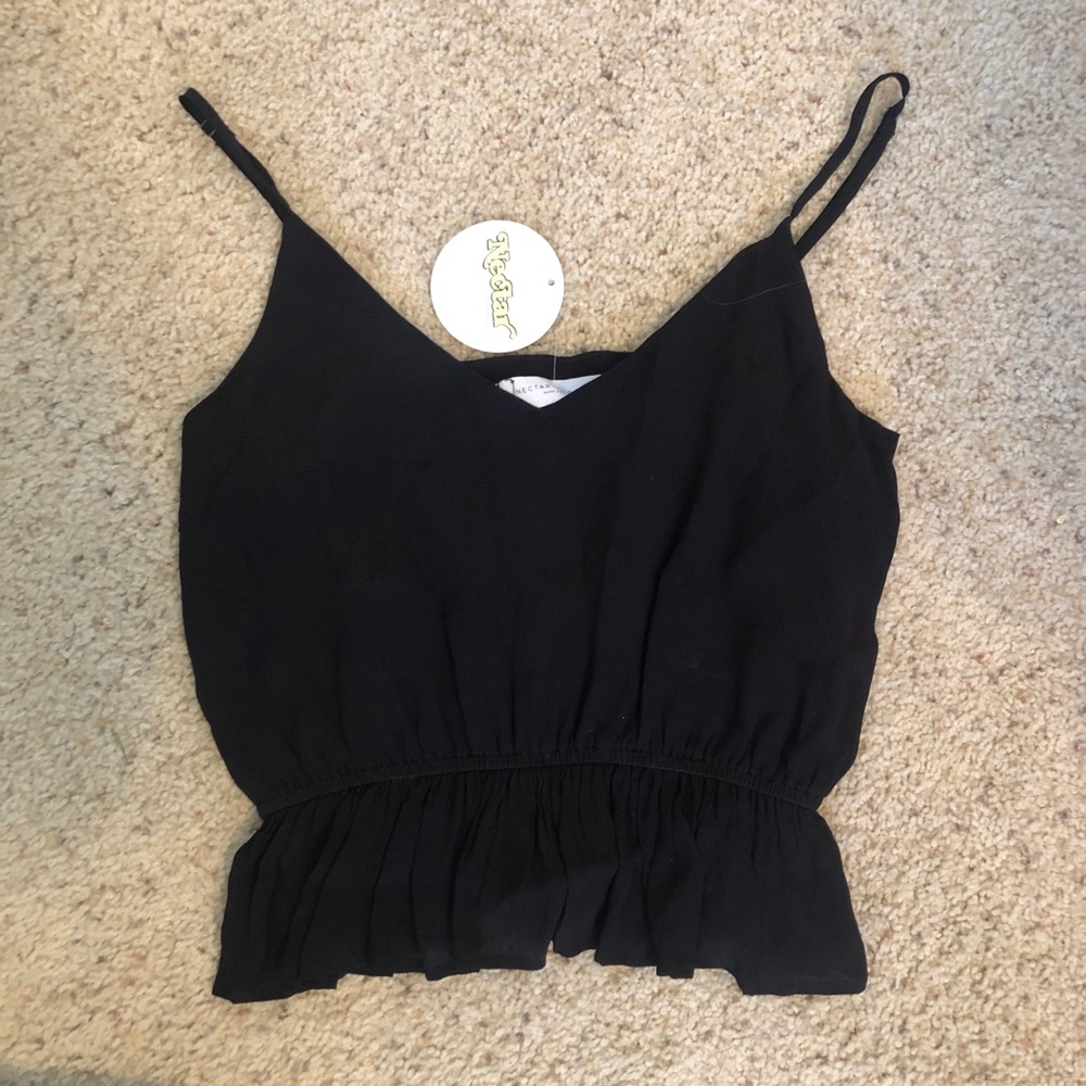 Black crop tank
